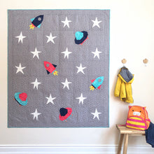 Load image into Gallery viewer, Star Cruisers Quilt Pattern and FPP Templates Bundle