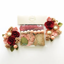 Load image into Gallery viewer, Felt Flower Wreath Craft Kit