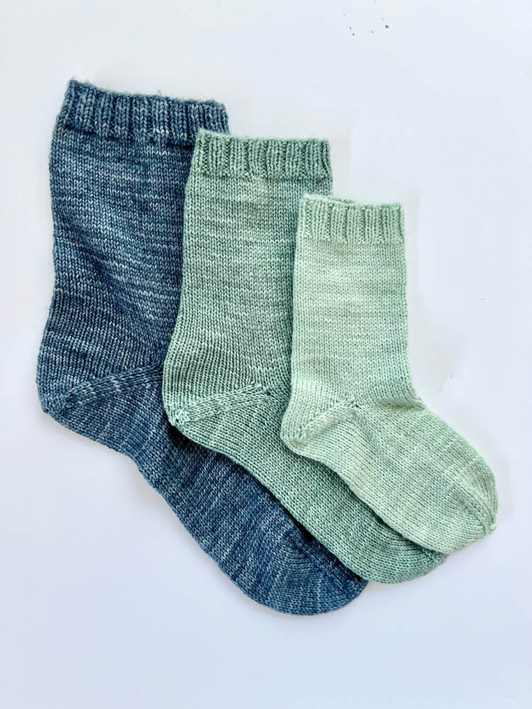 Base Doodle Patterns - Socks - Fingering
