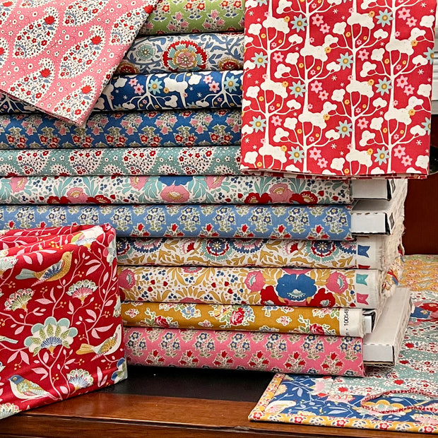 The Cottage Quilt Kit - The Red One - featuring Tilda Jubilee