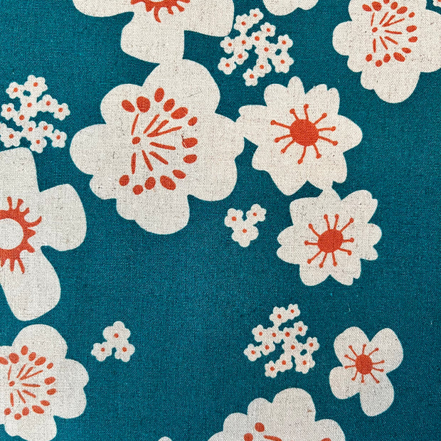 Paper Cuts 2 - Hana - Storytime - CANVAS