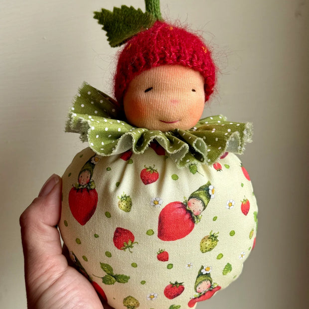Happy Strawberry Doll Making Kit