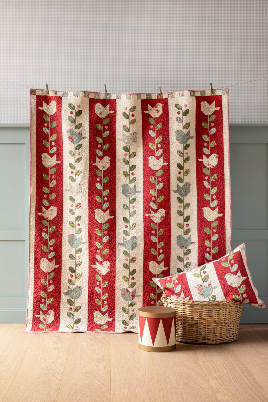 TILDA - Merry Little Christmas - Winter Birds Quilt Kit - Petrol OR Burgundy