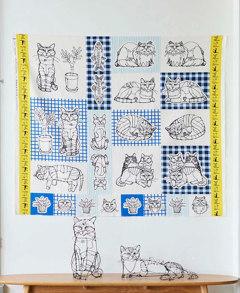 +HAyU Cat Panel Canvas EGX-7717-1