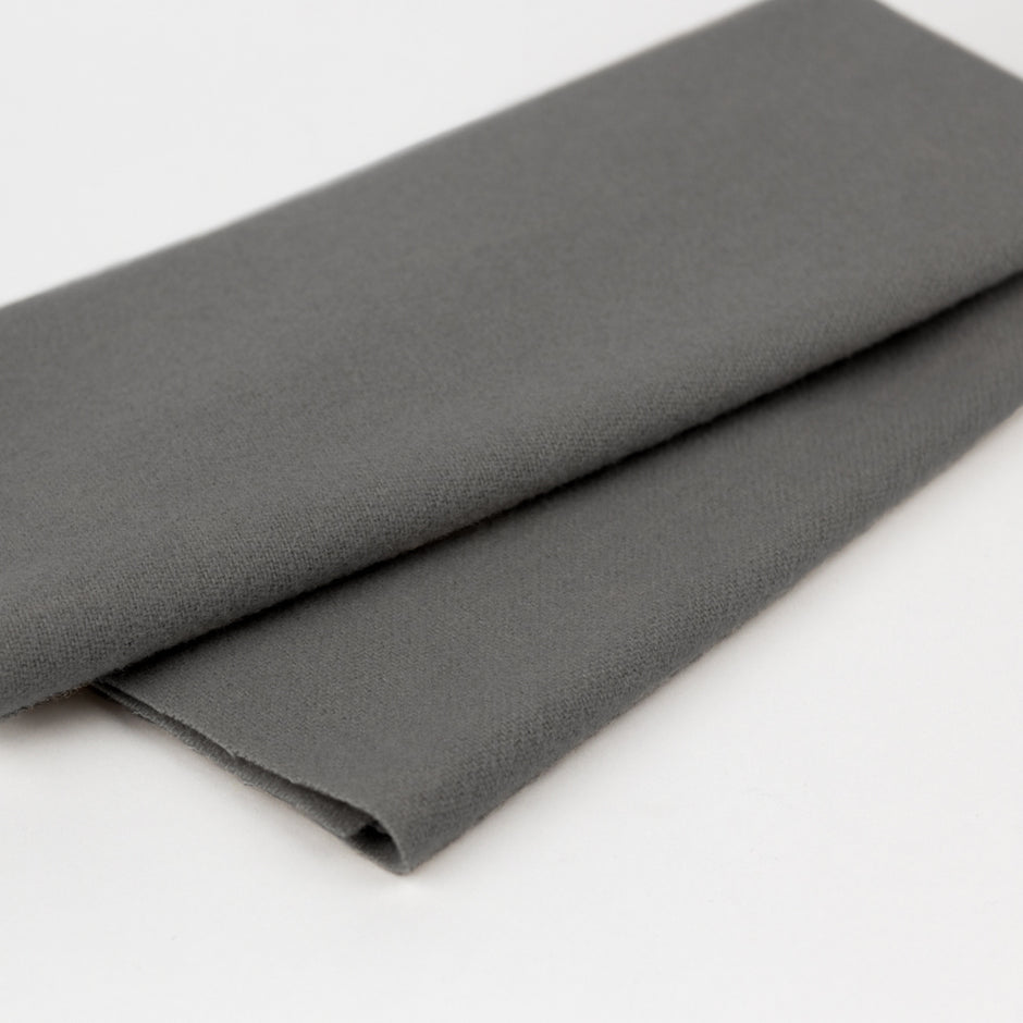 Grey Flannel - LN04
