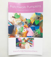 Load image into Gallery viewer, Patchwork Pumpkins Pattern
