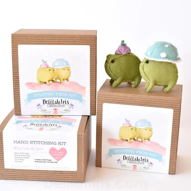 Felt Frogs DIY Sewing Kit