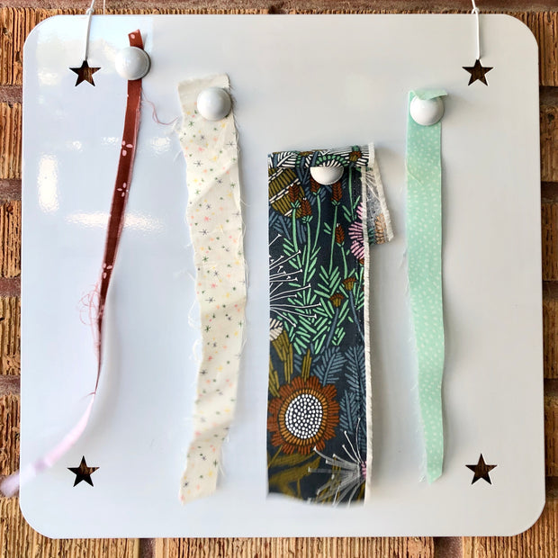 White Metal Display Hanger