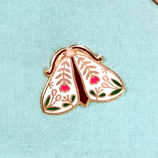 Moth Needle Minder