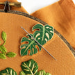 Monstera Needle Minder